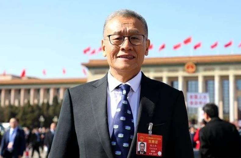 全國人大代表：目前一些地方已暫停設(shè)施農(nóng)業(yè)用地備案，用地面臨極大困難